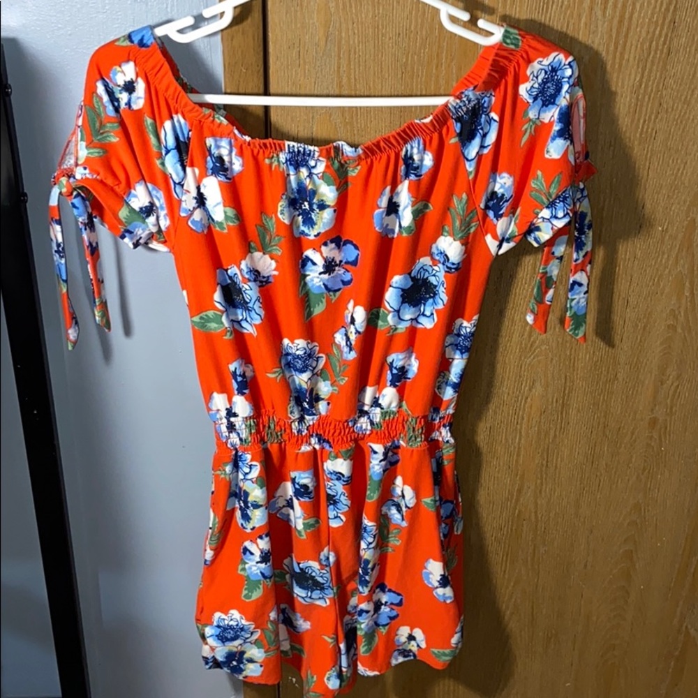 Floral romper - Picture 2 of 3